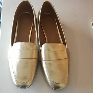NWOT Gold Leather Loafers